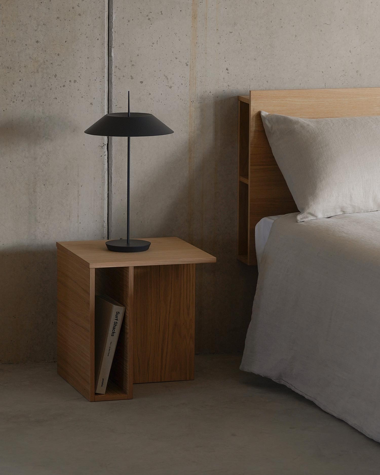 Set dormitorio Cova roble natural (cabecero 160cm y 2 mesitas de noche)